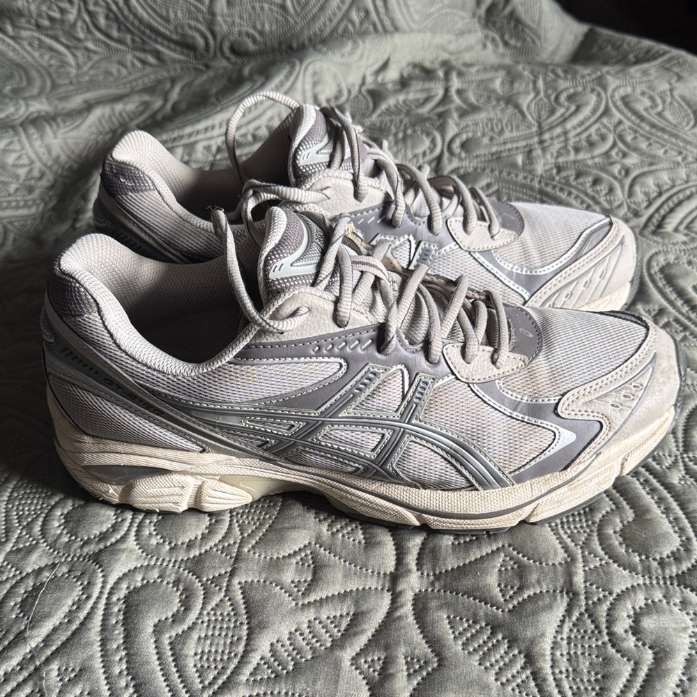 ASICS